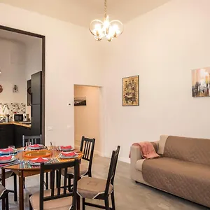 https://ariento-apartment-heart-of-florence.it-tuscanyhotel.com
